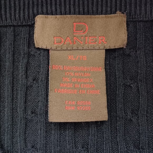 Danier Black Cable Knit Cardigan - Picture 6 of 15